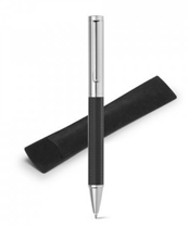 Esferográfica em metal com escrita em preto